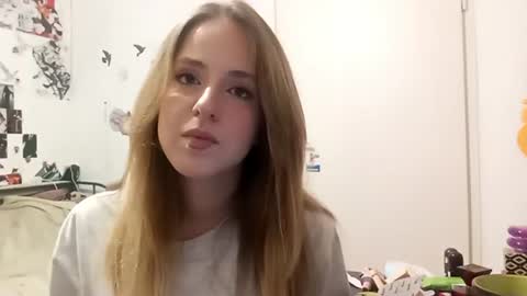 Anna online show from 06/12/26, 07:02