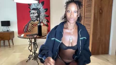 Snapshot of rosycoco chatting on 02/13/26, 03:35 Rosy Coco online show from 02/13/26, 03:35