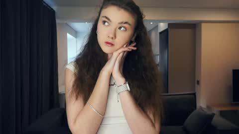 Marguerite  online show from 05/08/26, 10:09
