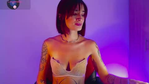 Snapshot of rot_wallace chatting on 11/14/25, 09:57 rot_wallace online show from 11/14/25, 09:57