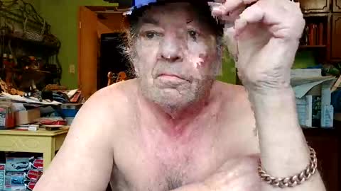 Snapshot of rotorranch chatting on 10/05/25, 07:01 rotorranch online show from 10/05/25, 07:01