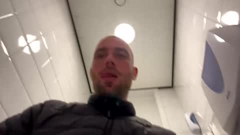 rotteei1 online show from 10/17/25, 09:01