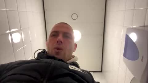 rotteei1 online show from 01/07/26, 09:45