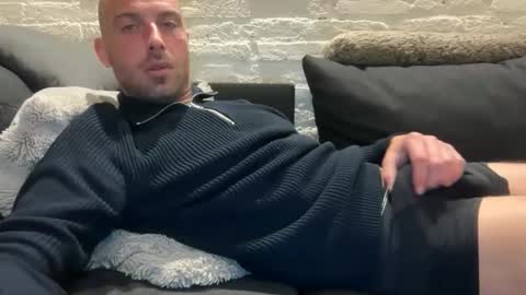 rotteei1 online show from 05/06/26, 04:34