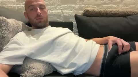 rotteei1 online show from 05/08/26, 04:56