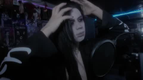 Snapshot of rotten_dreams chatting on 02/27/25, 12:23 rot online show from 02/27/25, 12:23