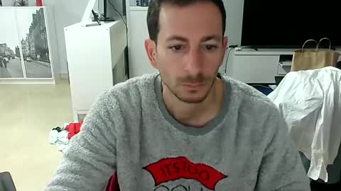 Snapshot of roubarixx chatting on 01/09/25, 08:45 roubarixx online show from 01/09/25, 08:45