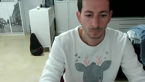 Snapshot of roubarixx chatting on 01/23/25, 08:57 roubarixx online show from 01/23/25, 08:57