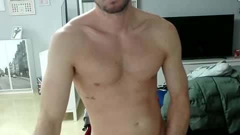 Snapshot of roubarixx chatting on 03/09/25, 12:42 roubarixx online show from 03/09/25, 12:42