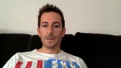 Snapshot of roubarixx chatting on 09/15/25, 08:47 roubarixx online show from 09/15/25, 08:47