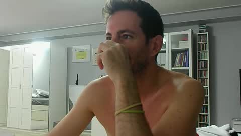 Snapshot of roubarixx chatting on 09/22/25, 07:21 roubarixx online show from 09/22/25, 07:21