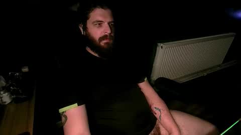 Snapshot of roughwonder chatting on 11/02/25, 12:35 Luke online show from 11/02/25, 12:35