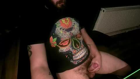 Snapshot of roughwonder chatting on 12/02/25, 02:06 Luke online show from 12/02/25, 02:06