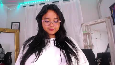 rous_25 online show from 05/07/26, 02:17