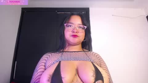 Snapshot of rous_25 chatting on 07/19/26, 01:15 rous_25 online show from 07/19/26, 01:15