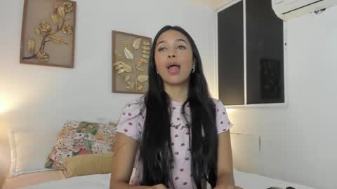 Snapshot of rouse_46 chatting on 12/28/24, 11:59 Rouse online show from 12/28/24, 11:59