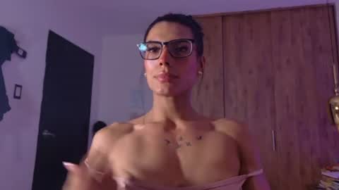 Snapshot of rouse_leon chatting on 07/09/26, 08:13 Rouse leon online show from 07/09/26, 08:13