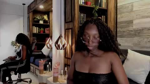 Snapshot of rouselux chatting on 02/27/26, 09:04 rouselux online show from 02/27/26, 09:04