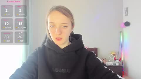 Snapshot of rousereed chatting on 03/05/25, 07:38 Rouse online show from 03/05/25, 07:38