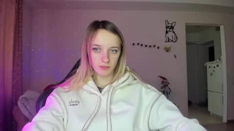 Snapshot of rousereed chatting on 01/13/26, 07:35 Rouse online show from 01/13/26, 07:35