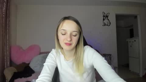 Snapshot of rousereed chatting on 02/14/26, 07:38 Rouse online show from 02/14/26, 07:38