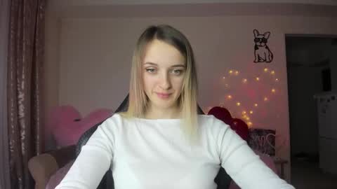 Snapshot of rousereed chatting on 02/25/26, 02:59 Rouse online show from 02/25/26, 02:59