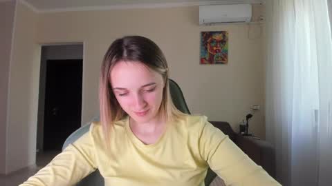 Snapshot of rousereed chatting on 04/28/26, 11:59 Rouse online show from 04/28/26, 11:59
