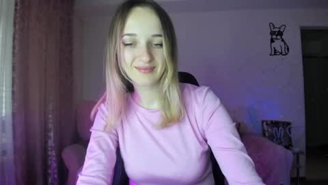 Snapshot of rousereed chatting on 05/19/26, 05:58 Rouse online show from 05/19/26, 05:58