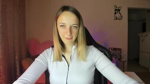 Snapshot of rousereed chatting on 06/01/26, 05:20 Rouse online show from 06/01/26, 05:20