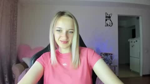 Snapshot of rousereed chatting on 06/21/26, 06:27 Rouse online show from 06/21/26, 06:27