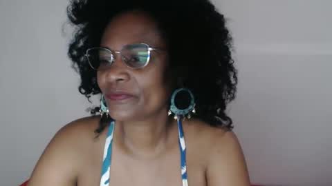 Snapshot of roushlove chatting on 12/07/24, 12:24 luxa online show from 12/07/24, 12:24