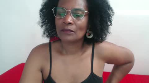 Snapshot of roushlove chatting on 12/10/24, 07:32 luxa online show from 12/10/24, 07:32