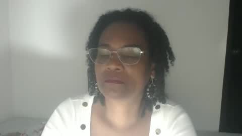 luxa online show from 12/18/25, 01:55