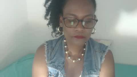 luxa online show from 03/21/26, 03:04