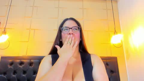 Snapshot of rousmature chatting on 02/21/26, 08:21 Rous online show from 02/21/26, 08:21