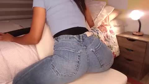 Rouss marie henao  online show from 07/02/26, 03:23
