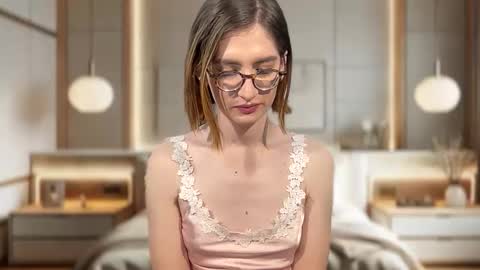 rousse507437 online show from 12/16/25, 02:27