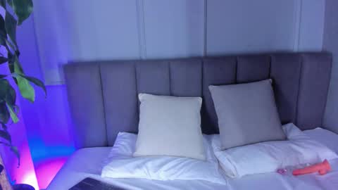 Rousse online show from 02/20/26, 11:11