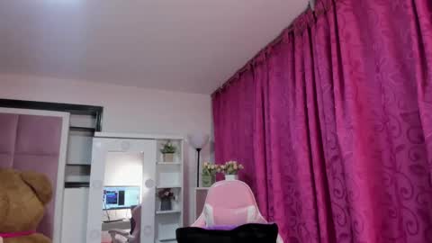 Snapshot of rousse_hills_ chatting on 05/26/26, 11:12 rousse_hills_ online show from 05/26/26, 11:12
