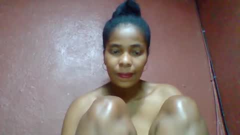 rovaelyah online show from 11/15/25, 04:43