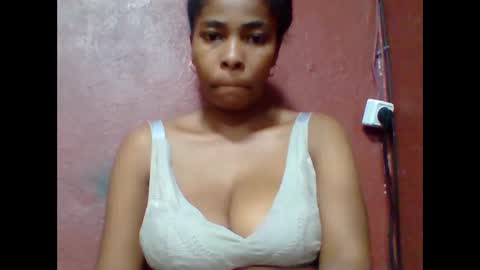 rovaelyah online show from 03/15/26, 02:28