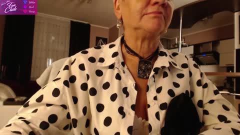 Snapshot of roxana_brooks chatting on 12/05/24, 05:50 Roxana online show from 12/05/24, 05:50