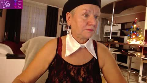 Snapshot of roxana_brooks chatting on 12/30/24, 01:58 Roxana online show from 12/30/24, 01:58