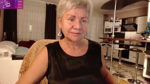 Snapshot of roxana_brooks chatting on 01/13/25, 02:53 Roxana online show from 01/13/25, 02:53