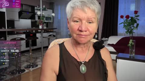 Snapshot of roxana_brooks chatting on 02/01/25, 02:24 Roxana online show from 02/01/25, 02:24