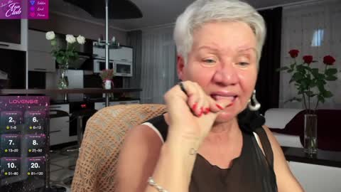 Snapshot of roxana_brooks chatting on 02/02/25, 07:57 Roxana online show from 02/02/25, 07:57