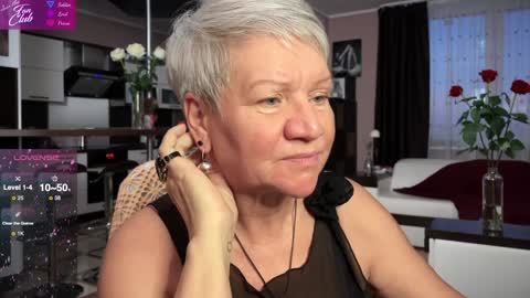 Snapshot of roxana_brooks chatting on 02/04/25, 02:53 Roxana online show from 02/04/25, 02:53
