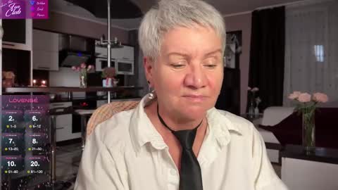 Snapshot of roxana_brooks chatting on 03/05/25, 04:13 Roxana online show from 03/05/25, 04:13