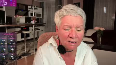 Snapshot of roxana_brooks chatting on 03/06/25, 08:05 Roxana online show from 03/06/25, 08:05