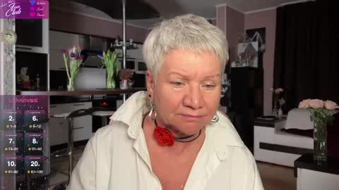 Snapshot of roxana_brooks chatting on 03/08/25, 06:05 Roxana online show from 03/08/25, 06:05